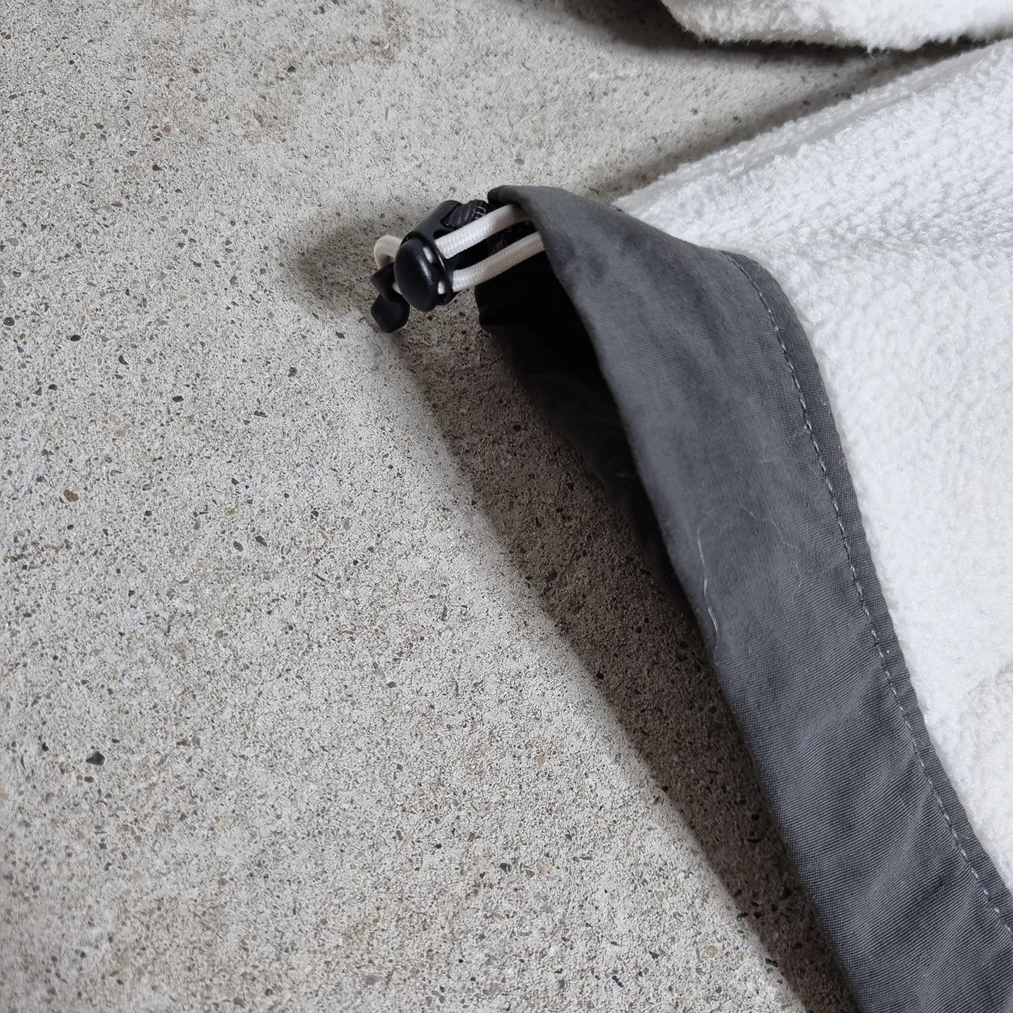 The North Face Denali Fleece Jacket Men’s White/Grey (M)