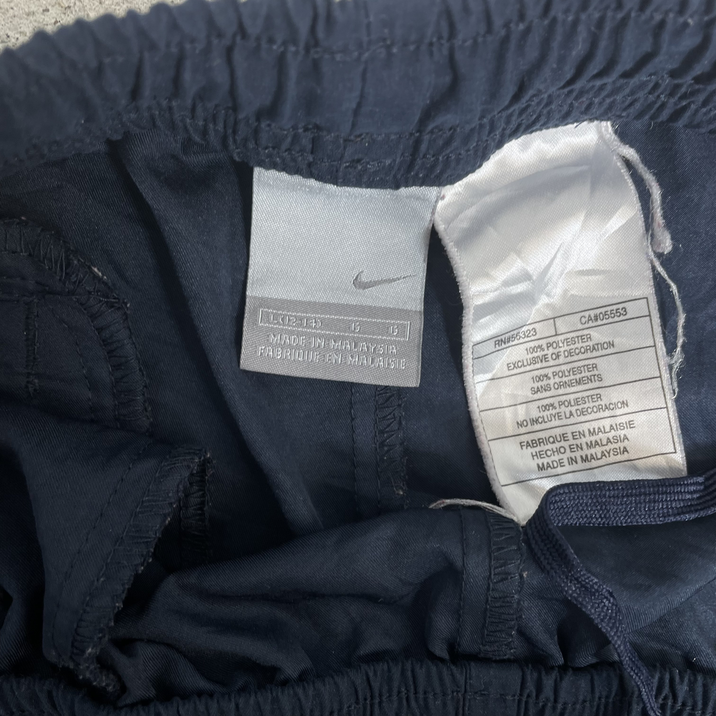 2000s Nike Trainingshose Dunkelblau mit weißen Streifen (M)
