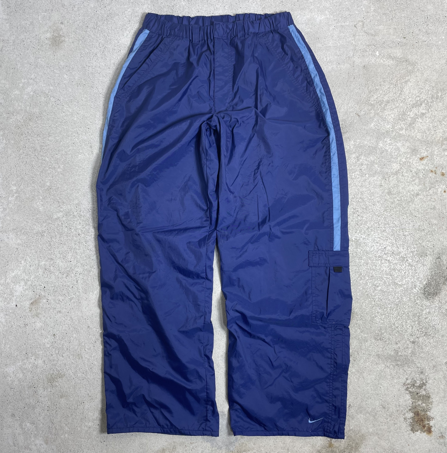 90s Nike Cargohose Blau mit hellblauen Streifen (L)