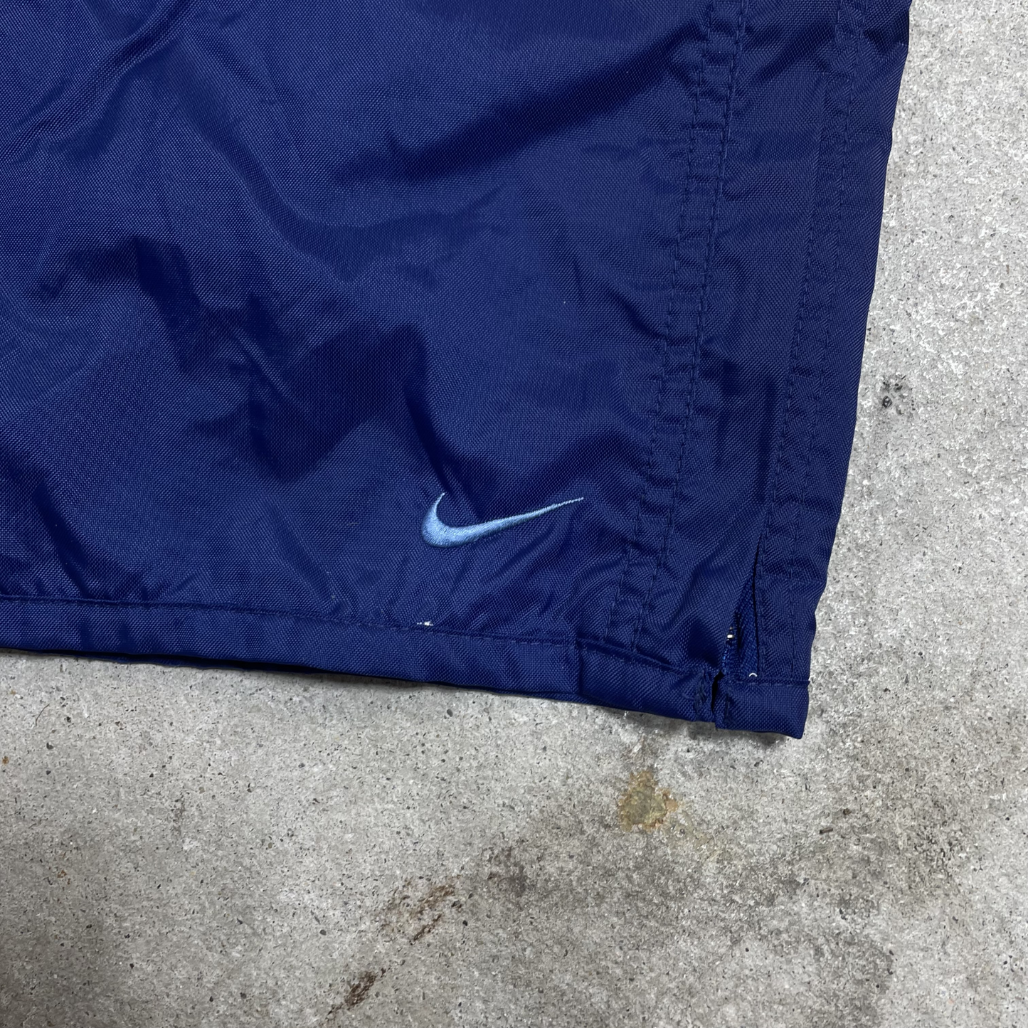 90s Nike Cargohose Blau mit hellblauen Streifen (L)