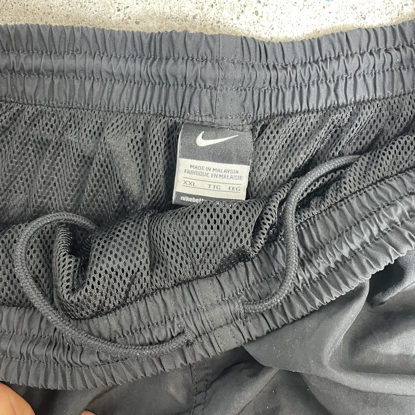 2010s Nike Track Pants Schwarz/Rot-Weiß (XL)