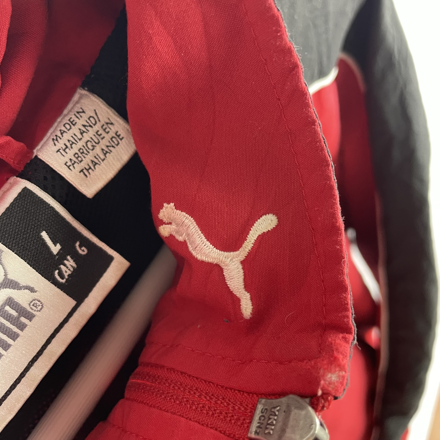 2000s Puma Windbreaker rot schwarz (L)