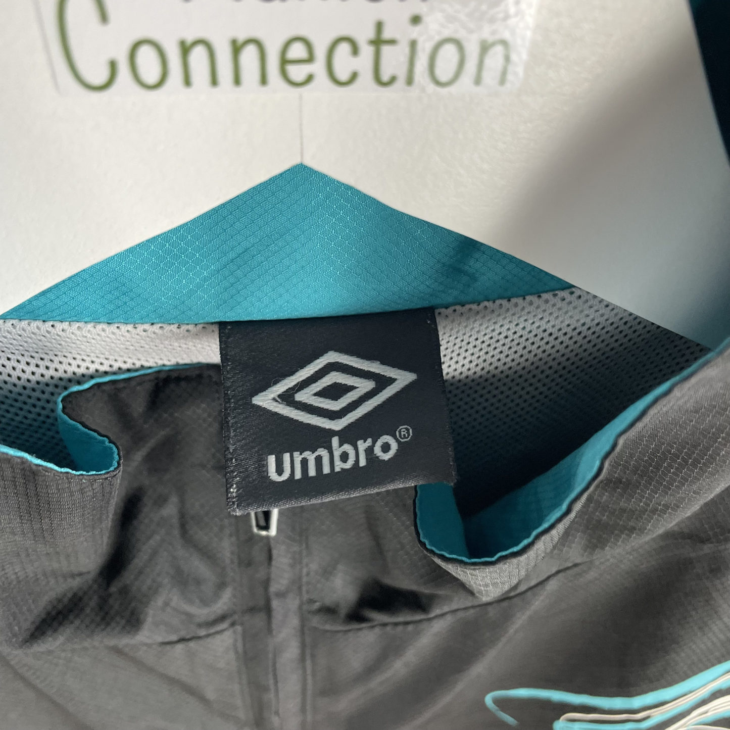 2000s Umbro Windbreaker Schwarz/Türkis (YL)