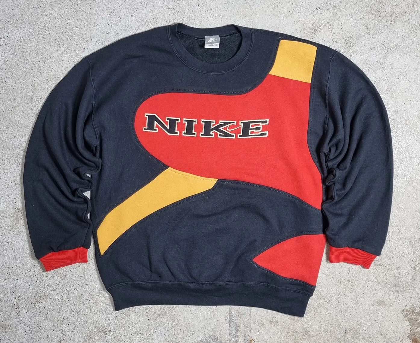 90s Nike Sportswear Sweatshirt Black Red Yellow (L)