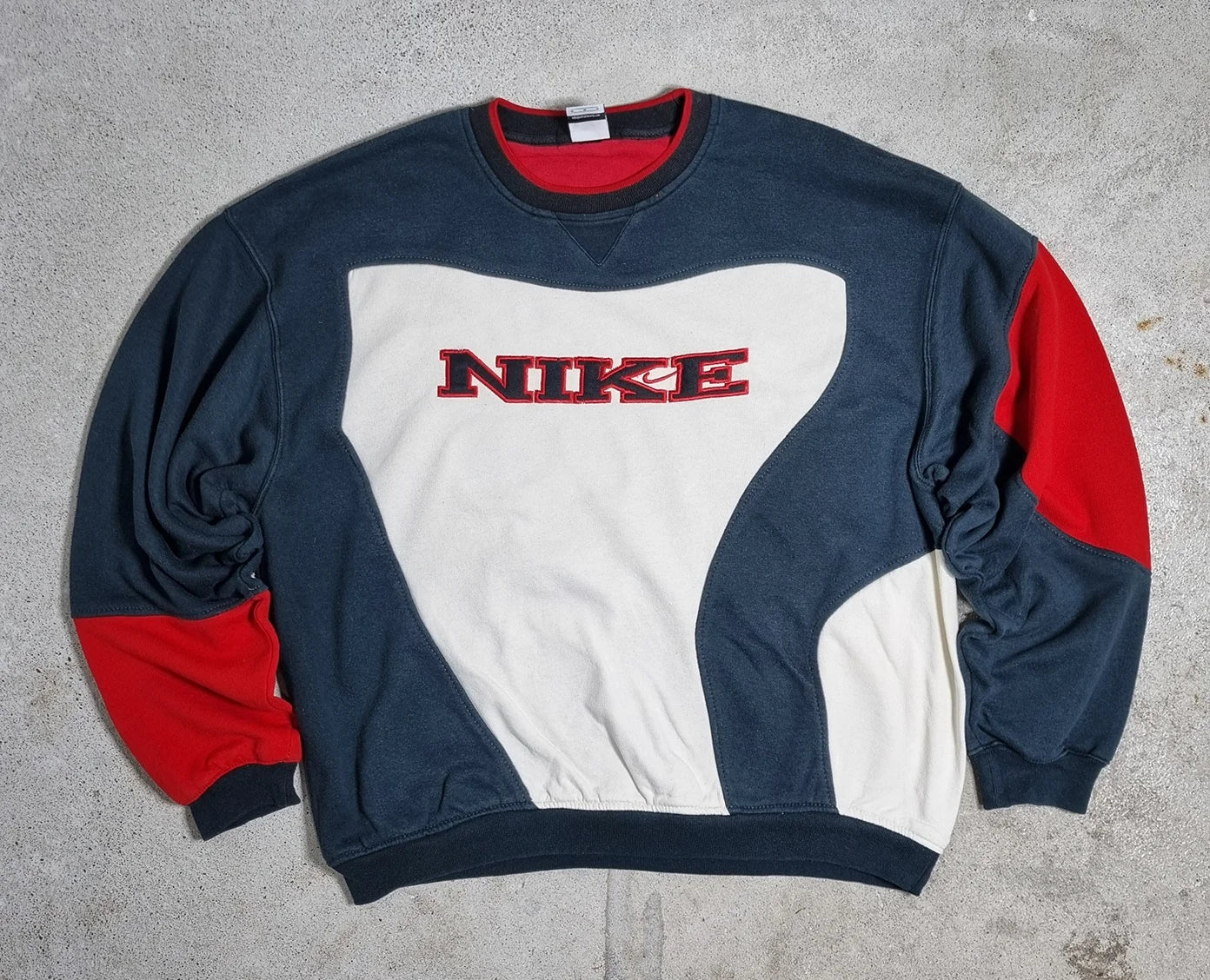 90s Nike Therma-Fit Colorblock Sweatshirt Navy Red White (L)