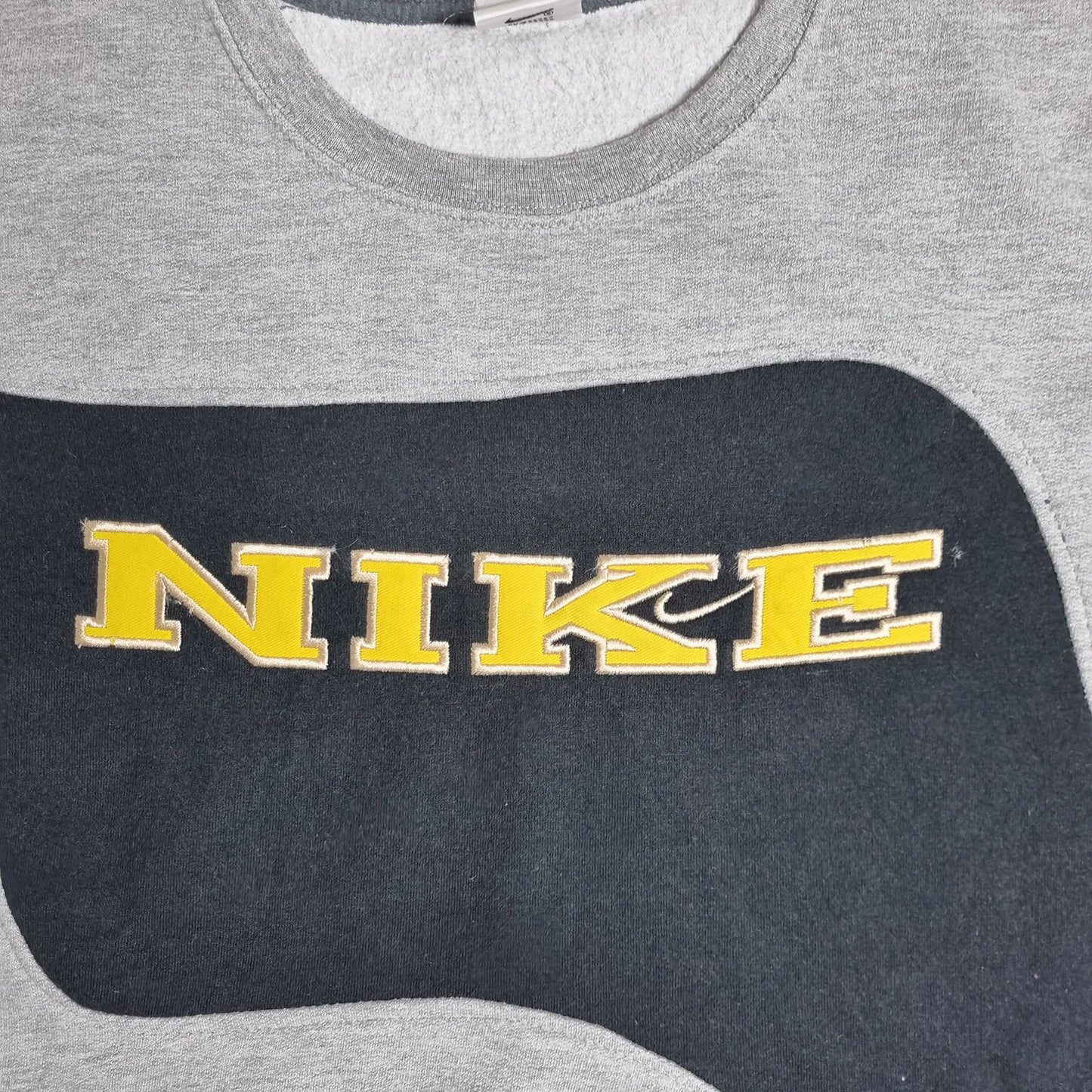 90s Nike Sweatshirt Colorblock Logo Grey / Black / Yellow (L)