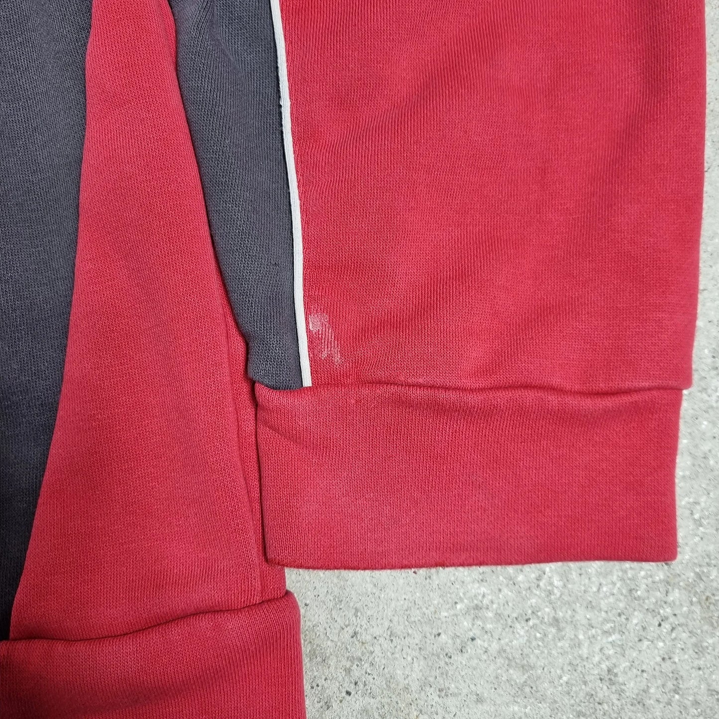 00s adidas Red Crewneck Sweatshirt Black White Stripes (L)