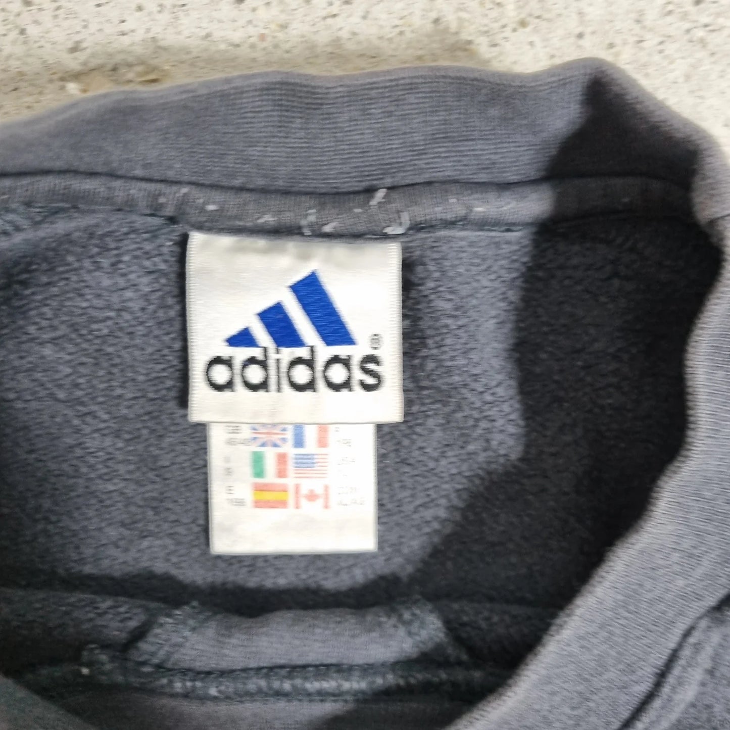 00s adidas Grey Two-Tone 3-Stripes Crewneck Sweatshirt (XL)