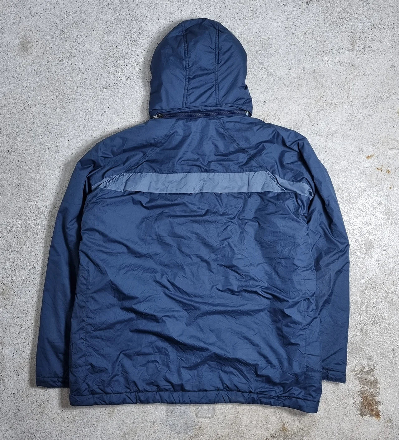 Nike Navy Blue Outdoor Tech Jacket – Vintage 2000s Windbreaker with Hidden Hood