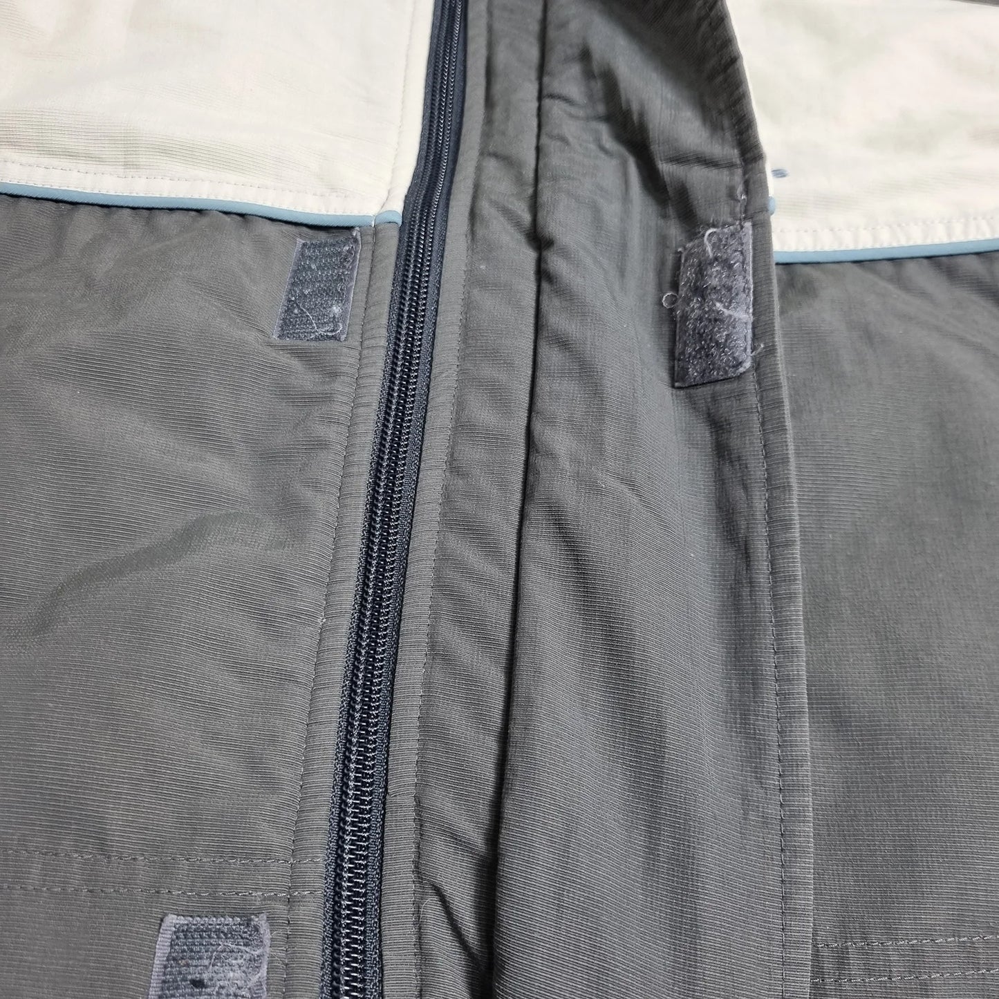 2000s Vintage adidas 2-Tone Puffer Jacket Grey / Off White (L)