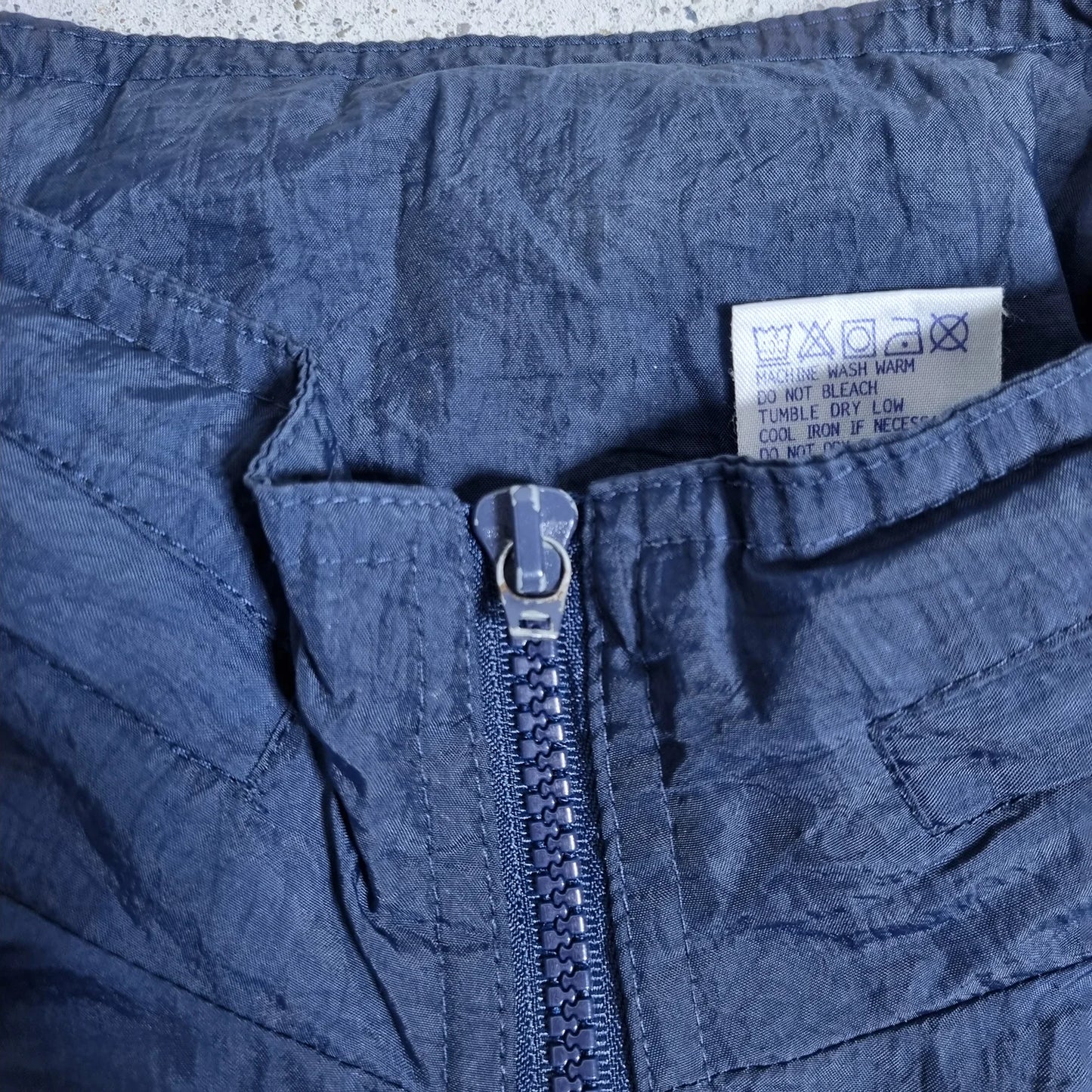 Reebok Navy Blue Vector Windbreaker – Vintage 90s Mesh Jacket