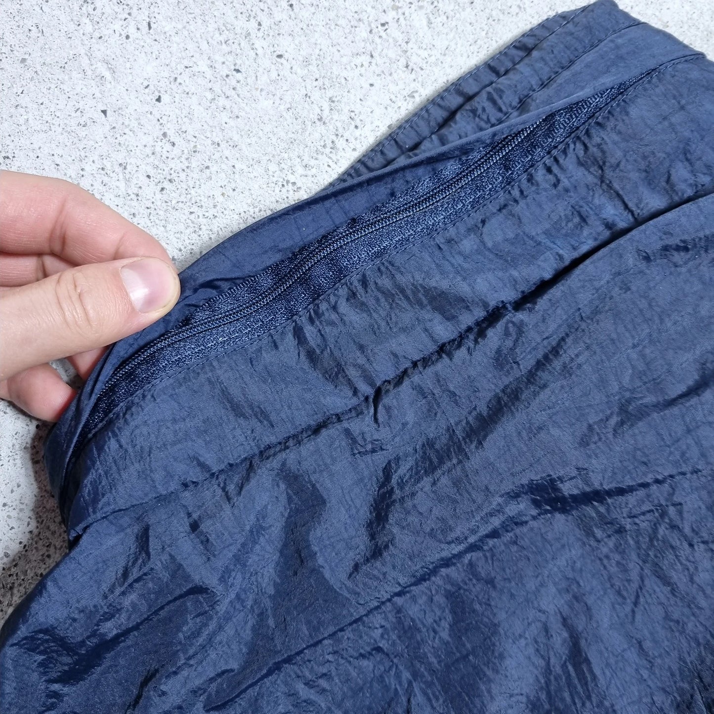 Reebok Navy Blue Vector Windbreaker – Vintage 90s Mesh Jacket