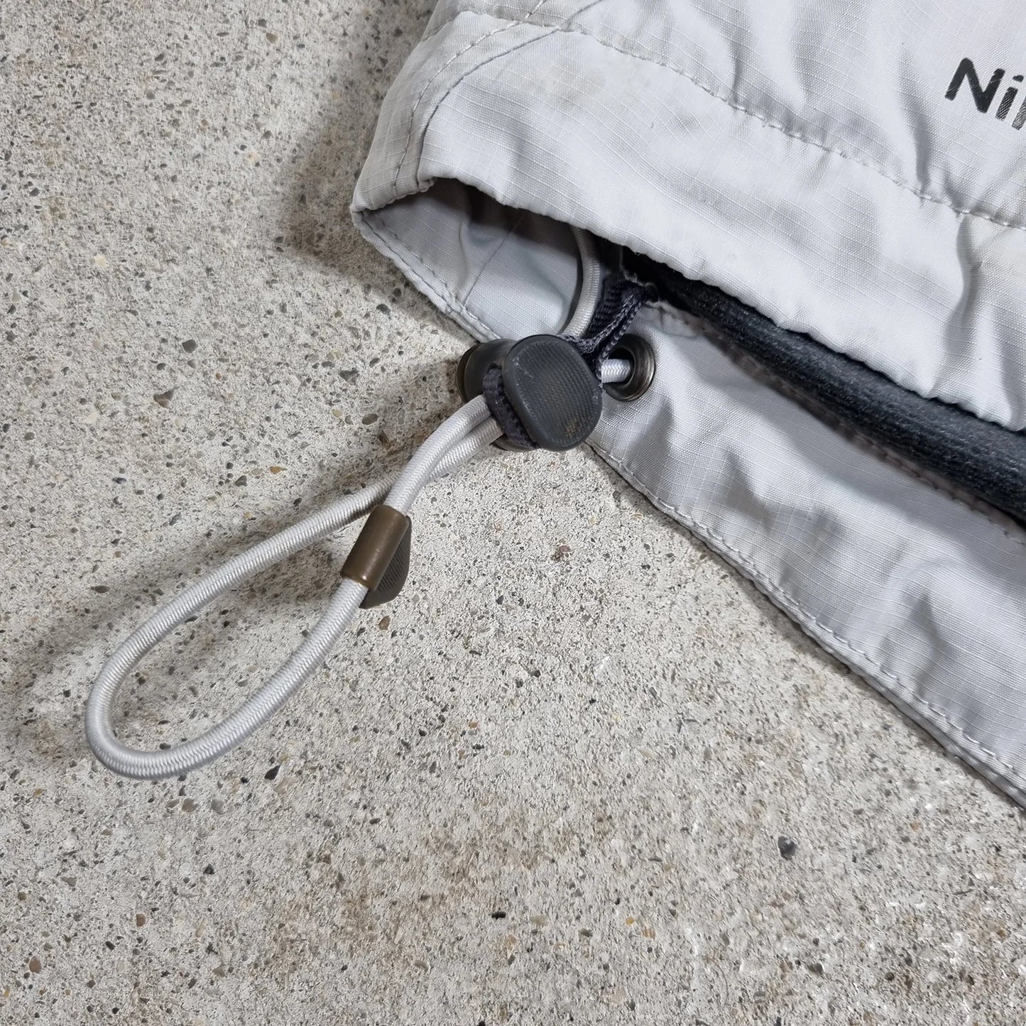 Nike ACG Windbreaker – Vintage 2000s Grey Outdoor Jacket NikeFIT