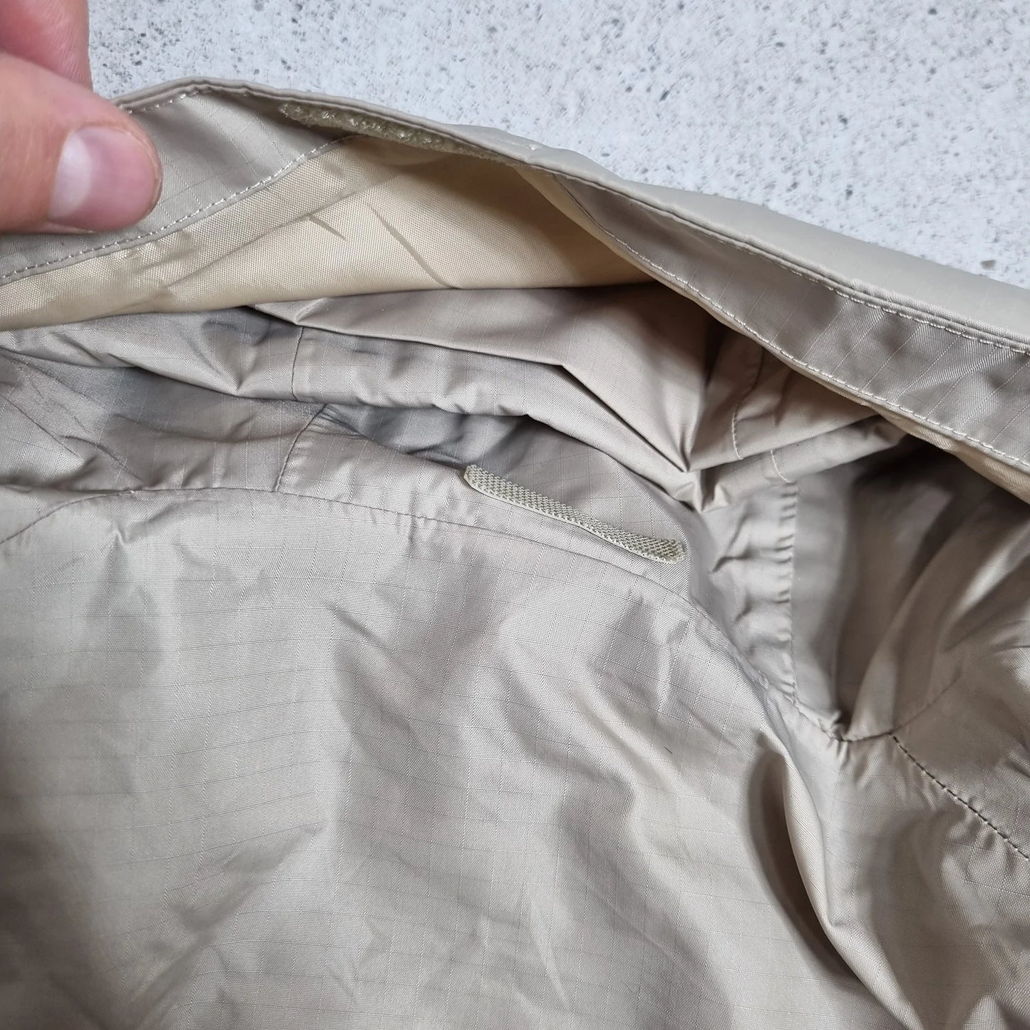 Adidas Ajax Amsterdam Windbreaker Beige – Climastorm 3-Stripes Jacket 2XL