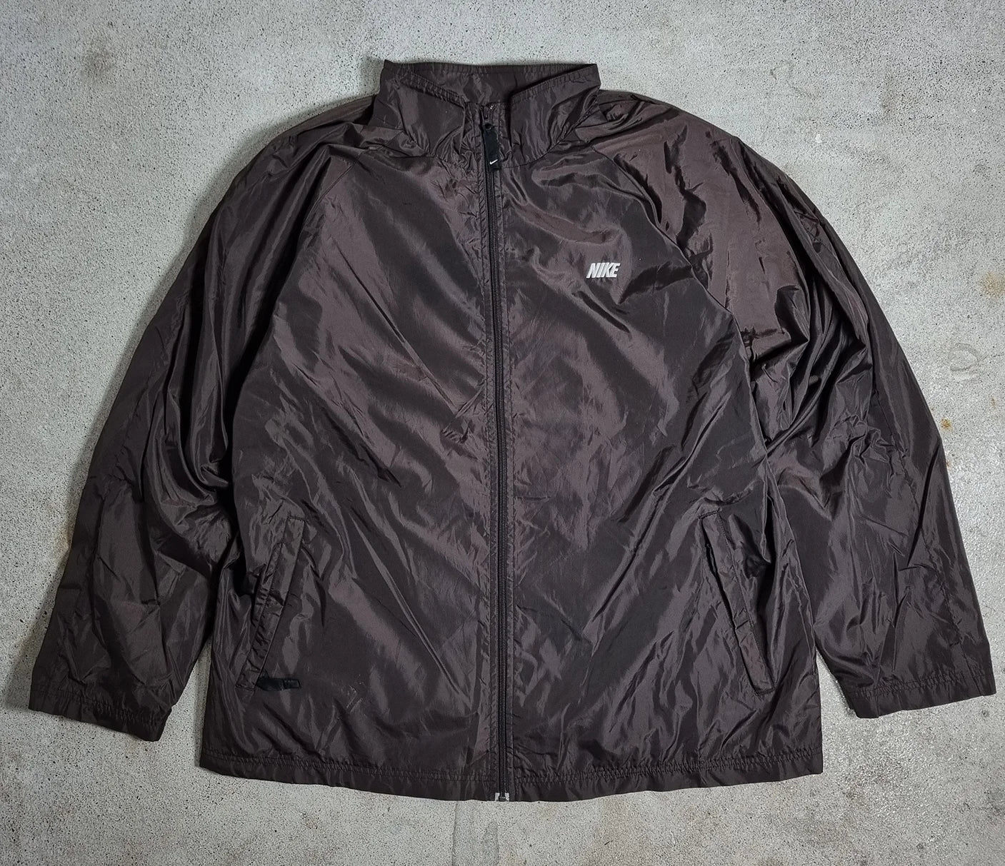 Nike Windbreaker Vintage 2000s – Brown Nylon Jacket 2XL Made in Thailand