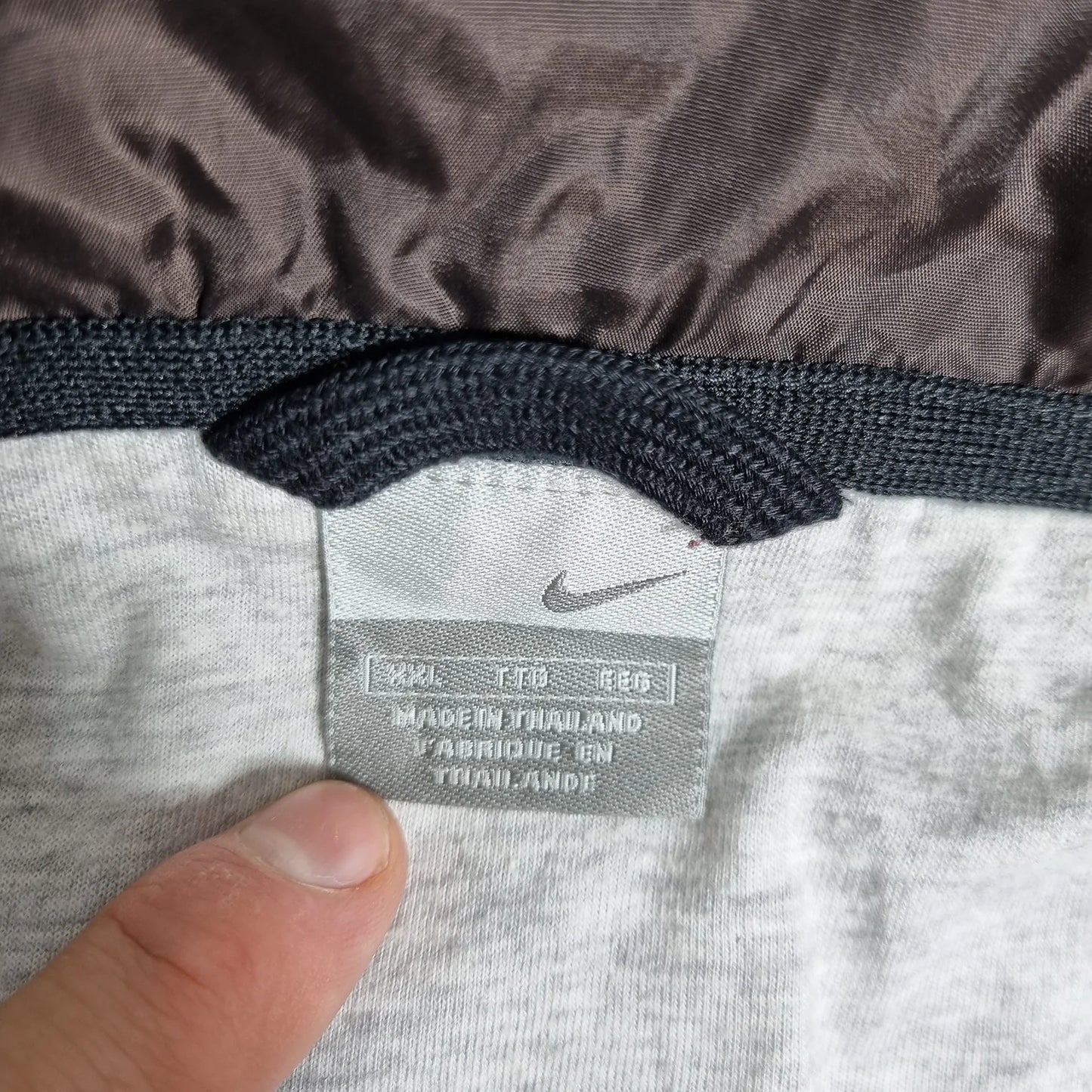 Nike Windbreaker Vintage 2000s – Brown Nylon Jacket 2XL Made in Thailand