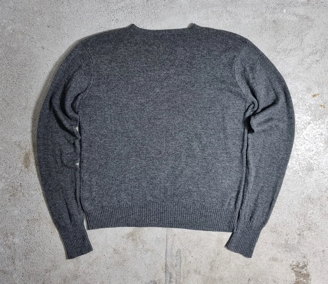 1990s Ralph Lauren Lambswool V-Neck Sweater Grey L – Purple Pony Logo