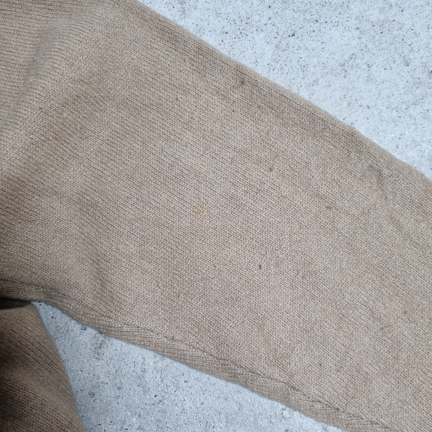 90s/00s Ralph Lauren Lambswool V-Neck Sweater Beige Red Pony (L)