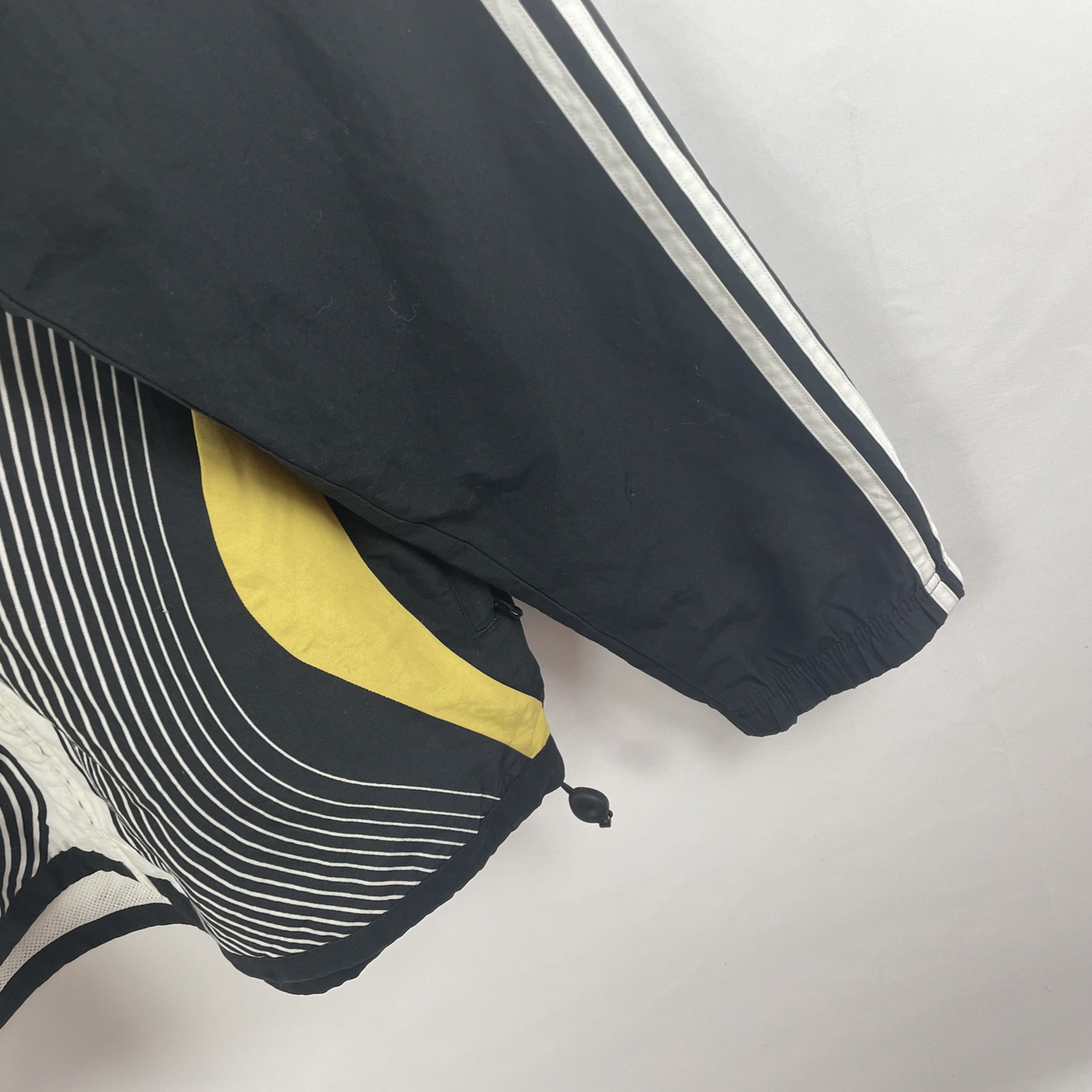 2000s Adidas WM 2006 Windbreaker Weiß/Schwarz/Gelb (M)