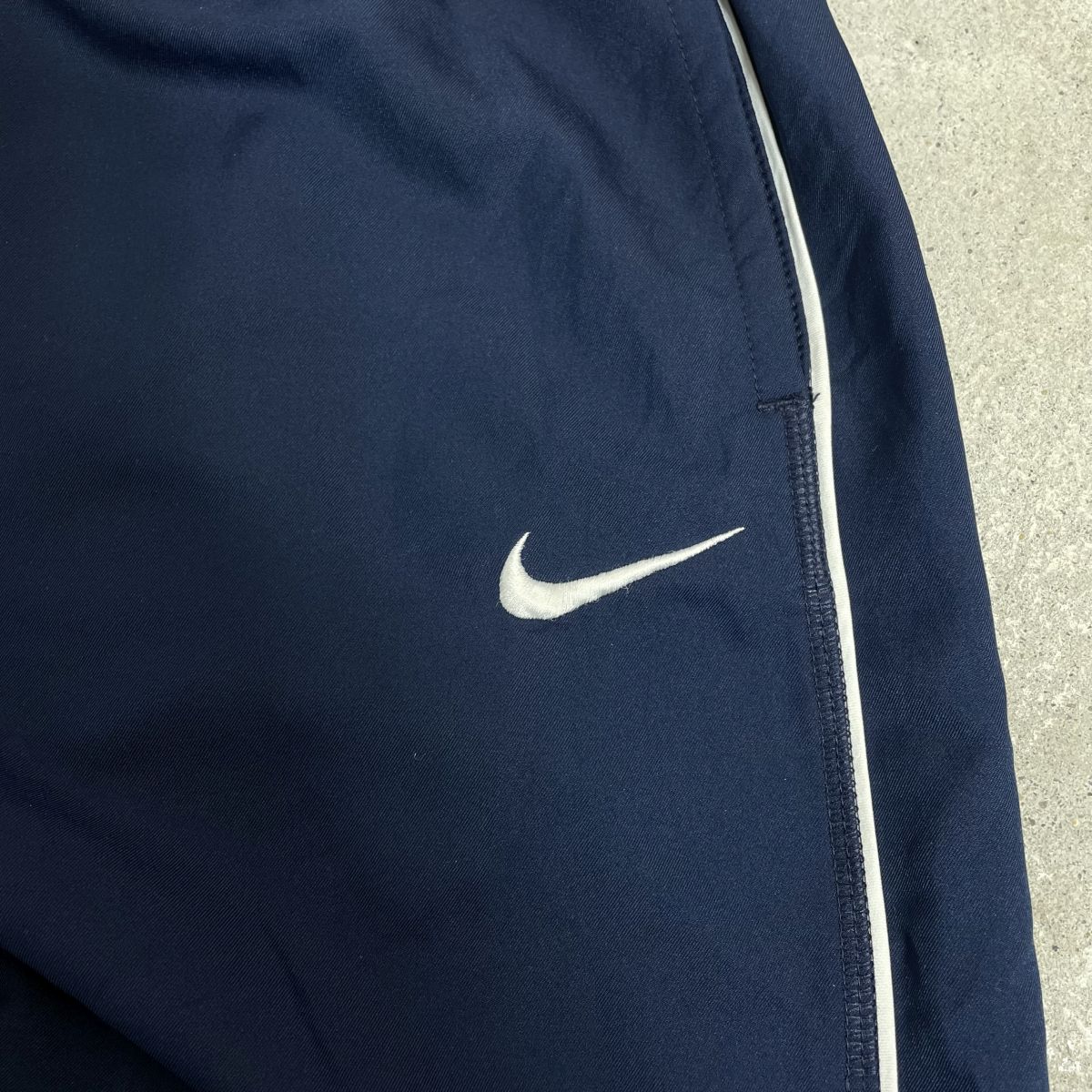 Nike Detroit Titans Teamhose Navy (L)