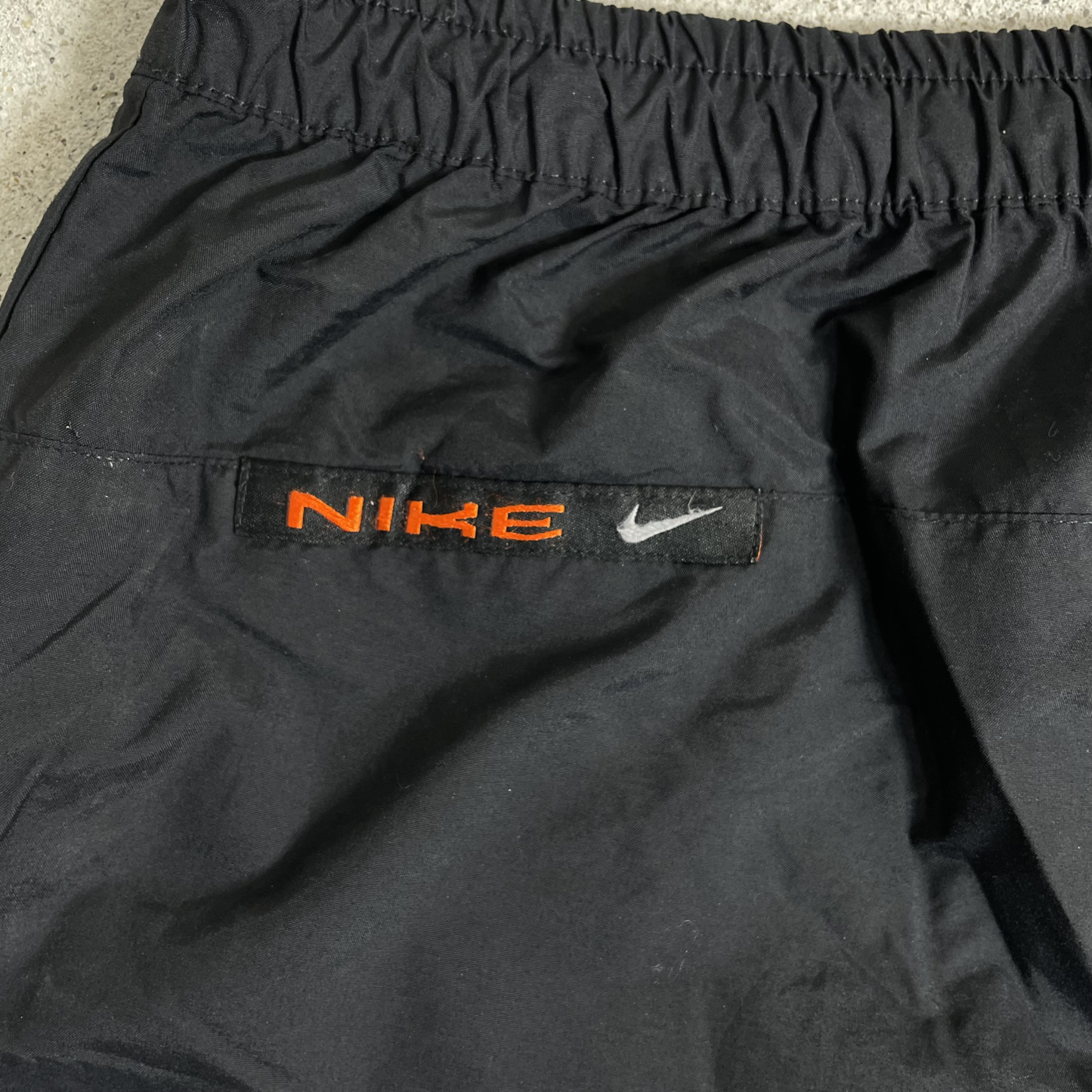 2000s Nike Track Pants Schwarz/Rot (L)